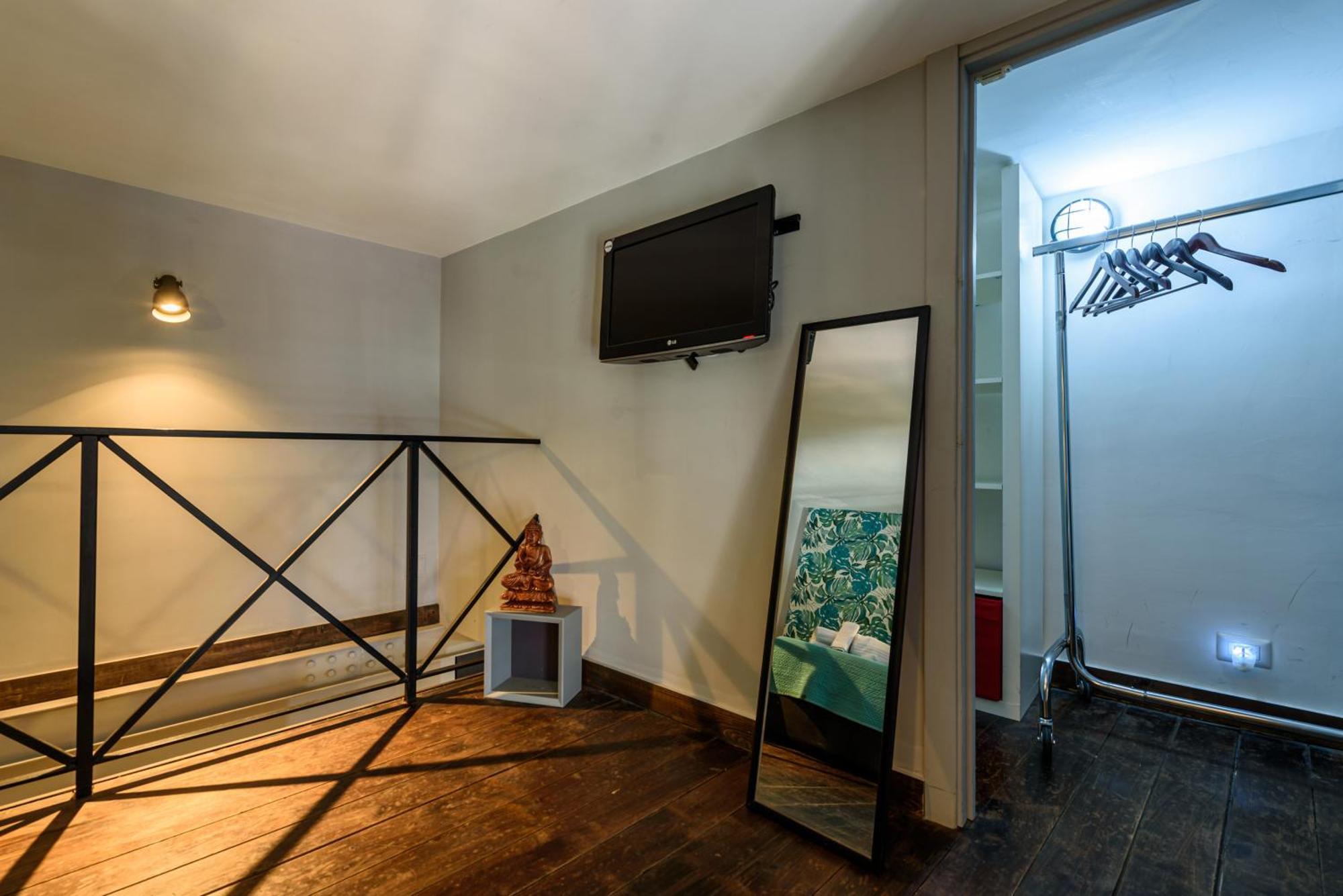 Appartement La Terrazzina Sul Porto à Naples Extérieur photo